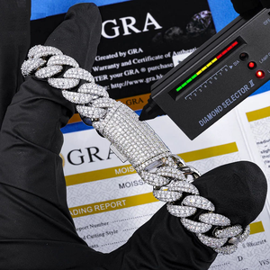 Bracelet de luxe en moissanite à maillons cubains glacés, fermoir boîte dissimulé, certifié GRA, coupe ronde, or blanc et or jaune - Product Image 2