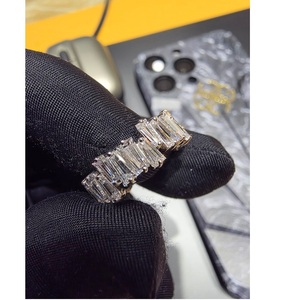 Anillo de Diamantes de Platino, Joyería Elegante y con Estilo de Diseño Premium para Bodas, Fiestas y Eventos Especiales - Product Image 6