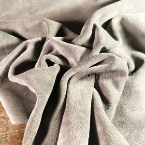 Cuir de vachette pleine fleur fini grainé écologique pour sacs à main, chaussures, sellerie, bagages et accessoires ISONZ Leather Zone - Product Image 1