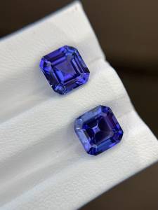 พลอยแทนซาไนต์ธรรมชาติคุณภาพสูง เกรด AA+ ขนาด 8 มม. รูปทรง Asscher Cut จำนวน 2 เม็ด น้ำหนัก 6.15 กะรัต สำหรับทำเครื่องประดับ/นักสะสม - Product Image 3