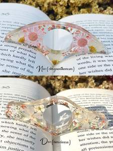 Soporte de Resina para Páginas de Libros, Herramienta de Lectura |   Soporte para el Pulgar para Novelas, Libros de Texto y Agendas - Product Image 3