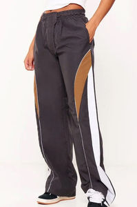 Survêtement coupe-vent léger et respirant pour femme, 100 % polyester, séchage rapide, fermeture éclair, logo personnalisé - Product Image 2