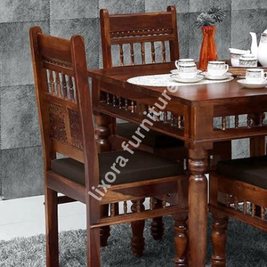 Juego de Comedor de Madera Maciza de Lujo Hecho a Mano con Mesa para 4 Personas, Sillas Talladas Ornamentadas y Acabado Premium en Sheesham - Product Image 3
