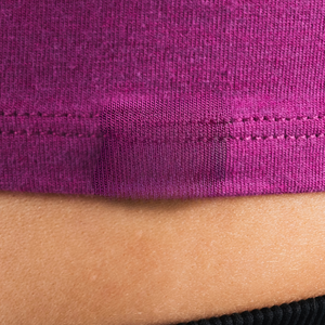 OT Slit Tank Camiseta sin mangas ajustada y elástica para mujer, para gimnasio y entrenamiento, con ajuste moldeador, color morado Nebula - Product Image 4