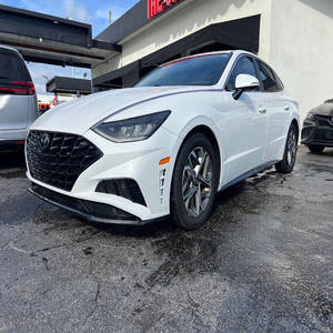 Hyundai Sonata SEL FWD 2022 - Product Image 1