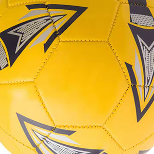 Ballon de football personnalisé, ballon d'entraînement personnalisé, ballon de match de qualité supérieure en cuir PU durable avec impression du logo de l'équipe - Product Image 6