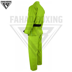 Ropa de Artes Marciales de Karate Transpirable y Ligera con Logotipo Personalizado, Servicio OEM ODM de Alta Calidad, Costuras Reforzadas, Impresa en Poliéster - Product Image 4