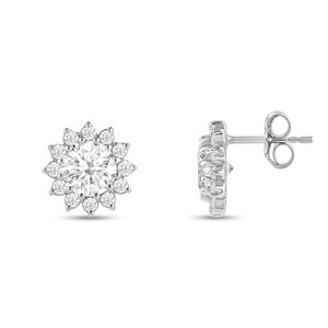 Boucles d'oreilles clous en or jaune avec halo de diamants de laboratoire - Product Image 3