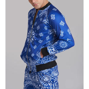 Ensemble de survêtement classique confortable en mélange de coton, sweat-shirt et pantalon, parfait pour la superposition quotidienne, le streetwear ou les tenues décontractées - Product Image 4