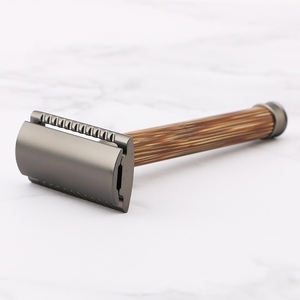 Maquinilla de afeitar con mango de bambú con textura de madera para hombres o mujeres, maquinilla de afeitar de doble filo, compatible con todas las cuchillas de afeitar estándar - Product Image 4