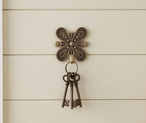 Artisanal Antique Brass Flower Wall <b>Hook</b> Metal Decorative Single <b>Hook</b> Durable Material For Clothing Rust Resistant Design - Product Image 3