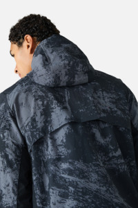 Conjunto de cortavientos con capucha de primera calidad para hombre, sudadera ligera con cremallera y pantalones cortos a juego para correr, senderismo y ropa deportiva al aire libre - Product Image 4