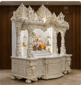 Mandir traditionnel en teck à l'aspect marbre, qualité supérieure, blanc et or, grande taille, sculpté à la main, Pooja Ghar en teck. - Product Image 4