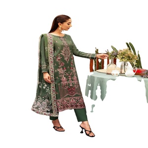 Robe Panjabi pakistanaise brodée sur pelouse pour femmes Costume Salwar Kameez trois pièces conçu par Ramsha Vol MASHAAL-12 - Product Image 1