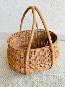 Hand Woven Wicker <b>Storage</b> <b>Basket</b> with Handles 3-6L Capacity 5kg Load - Product Image 1