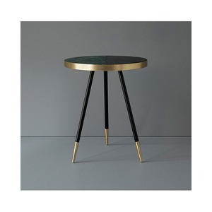 Table d'appoint élégante en métal avec plateau en marbre, table d'appoint moderne, design élégant et nouveau, table d'appoint pour salon - Product Image 2
