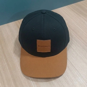Casquette de baseball personnalisée OEM ODM à 6 panneaux avec patch en cuir, fermeture réglable, marque privée, style sportif unisexe, couvre-chef décontracté, faible MOQ, vente en gros - Product Image 4