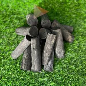 Briquettes de charbon de bois et sciure de bois du Vietnam pour barbecue, haute chaleur 9000+ Kcal/kg, faible fumée, faible cendre, combustible pour grillades - Product Image 5