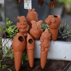 Dispositivo de Riego Automático de Terracota con Forma de Animal para Plantas |   Herramienta para Regar el Jardín |   Estaca Decorativa con Forma de Animal para Macetas - Product Image 2