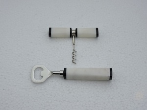 Abridor de botellas y destornillador de acero inoxidable de moda con mango de resina a un precio muy razonable - Product Image 4