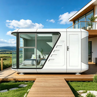 Maison capsule spatiale moderne de 40 pieds, préfabriquée, type Apple Cabin, villa modulaire de villégiature, 2 chambres avec balcon panoramique sur l'océan