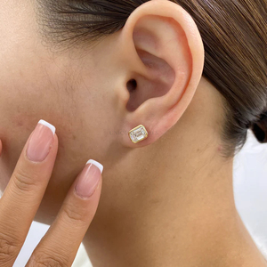 ต่างหูเพชรทองคำขาว 14k ประดับเพชรเลี้ยงในห้องปฏิบัติการ ได้รับการรับรองจาก IGI เครื่องประดับที่เป็นมิตรต่อสิ่งแวดล้อมสำหรับผู้หญิง ของขวัญวันครบรอบ อัญมณีเปล่งประกาย - Product Image 5