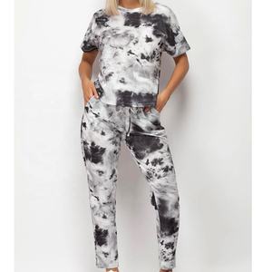 2025 estilo de moda ropa de calle Tie Dye chándal conjuntos de mujer Muti-color personalizado Jogging trajes Sexy mujer chándales conjunto de mujer - Product Image 3