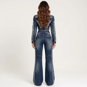 Ensemble deux pièces en jean bleu pour femme : veste courte style motard et jean rayé à jambe large – Vêtements de mode streetwear personnalisés en gros - Product Image 2