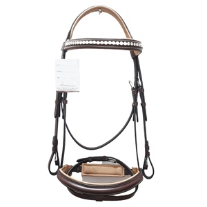 Bride en cuir de cheval de qualité supérieure avec bandeau en strass et large muserolle, bride noire pour l'équitation à prix abordable - Product Image 1