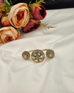 Traditional Style Kundan Stone Double <b>Finger</b> <b>Ring</b> Floral Cluster <b>Ring</b> Wedding Jewelry Artificial Imitation Jewellery Collections - Product Image 4