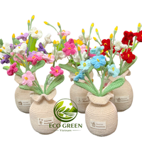 Tanaman Bunga Daisy Rajutan Tangan dalam Pot, Bunga Benang Rajut, Dekorasi Meja Lucu untuk Rumah, Kantor, Pernikahan, Hadiah Ulang Tahun, dan Suvenir