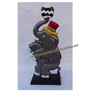 Statue d'éléphant en métal faite à la main et de haute qualité Figurines de vitrine d'animaux pour votre table de bureau à domicile Article décoratif et cadeau - Product Image 6