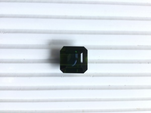 Turmalina verde natural de 24.56 quilates, corte octogonal, piedra para la elaboración de joyería fina. - Product Image 4