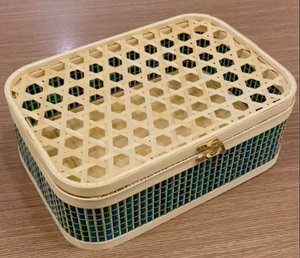Caja de Almacenamiento de Bambú Tejida con Tapa Hexagonal, Caja Decorativa Natural para el Hogar, Artesanía de Tejido Elegante - Product Image 1