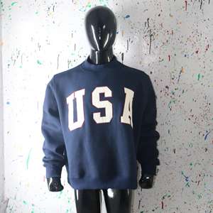 Sweat-shirt à col montant USA BLUE 100% blanc avec broderie appliquée, col large, CLUSH SPORTS - Product Image 2