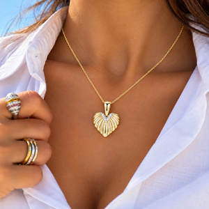 18K Gold 004ctw Ribbed Pattern Textured Heart Pendant Necklace Beautifully Blends Classic Charm with Modern Lab Diamond Necklace - Product Image 5