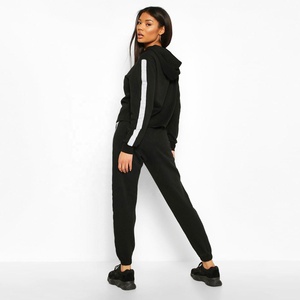 Ensemble de survêtement rose teinté élégant pour femme, deux pièces, par le fabricant de survêtements rose teinté, vêtements pour femme - Product Image 3