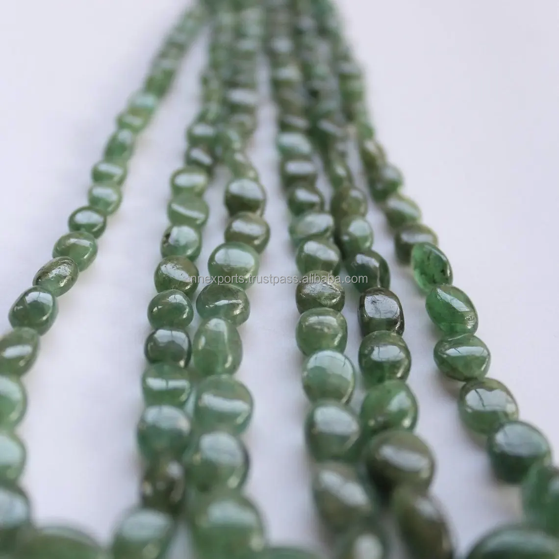 สีเขียว