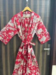 Bata Kimono Vintage con Estampado Floral para Mujer, Bata de Baño de Algodón Ligera y Transpirable con Cuello en V y Cierre con Cordón, Ropa de Estar por Casa para Verano - Product Image 1