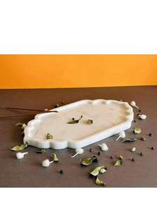 Plateau de service rectangulaire moderne en marbre plaqué, élégant et luxueux, pour restaurant, mariage, réception, à prix avantageux. - Product Image 4
