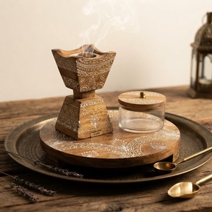 Brûleur à Bakhoor en bois artisanal de qualité supérieure, style arabe traditionnel, porte-encens Oud, Mubkhar, écologique, sculpté à la main en Sheesham - Product Image 1