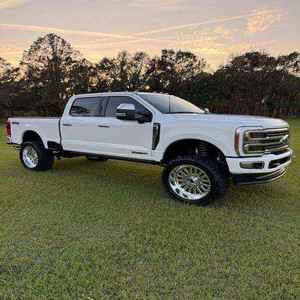 Exclusiva Camioneta Ford F-350 de Lujo Doble Cabina 2026 - Product Image 3