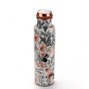 Nouvelle Bouteille d'Eau en Cuivre Pur Super Vente, Style Unisexe, Qualité Supérieure, avec Émail Imprimé Floral, pour une Bonne Santé - Product Image 1