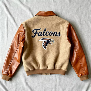 Blouson universitaire personnalisé OEM pour homme, corps en laine, patchwork frontal, style vintage, avec patch brodé pour universitaires, vente en gros - Product Image 5
