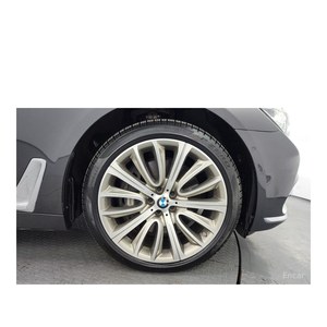 2016 BMW 7 Series 750Li XDrive 114,334 km Left Steering Automatic Gearbox Leather Seats Rear <b>Camera</b> - Product Image 5