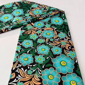 Tissu Multicolore Imprimé Wax Africain 100% Coton pour Confection Mode et Habillement Mozambique - Product Image 1