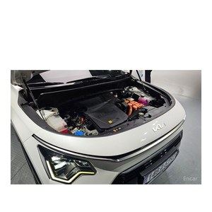 Kia Niro Signature 2022, 83,460 km, Volante a la Izquierda, Asientos de Cuero - Product Image 6