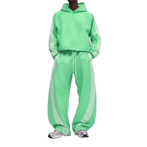 Ensemble de survêtement streetwear homme surdimensionné de haute qualité en molleton bouclette épais, comprenant un sweat à capuche uni et un pantalon de jogging large, 2 pièces - Product Image 4