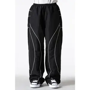 Conjunto Deportivo Personalizado con Logotipo, Chaqueta con Cierre y Pantalones de Poliéster Reflectantes para Hombre, Ropa Deportiva Informal, Cortavientos Negro, con Muestra Gratis - Product Image 5