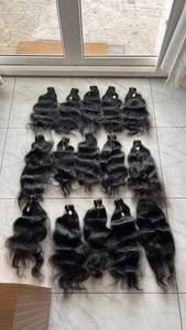 Nueva Llegada, Extensiones de Cabello Humano Remy Virgen Indio de Doble Trama de Alta Calidad, 100g, 20-30 Pulgadas, Ondulado Natural Suave - Product Image 4